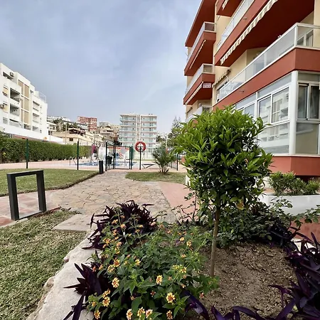 Palomas Торремолинос